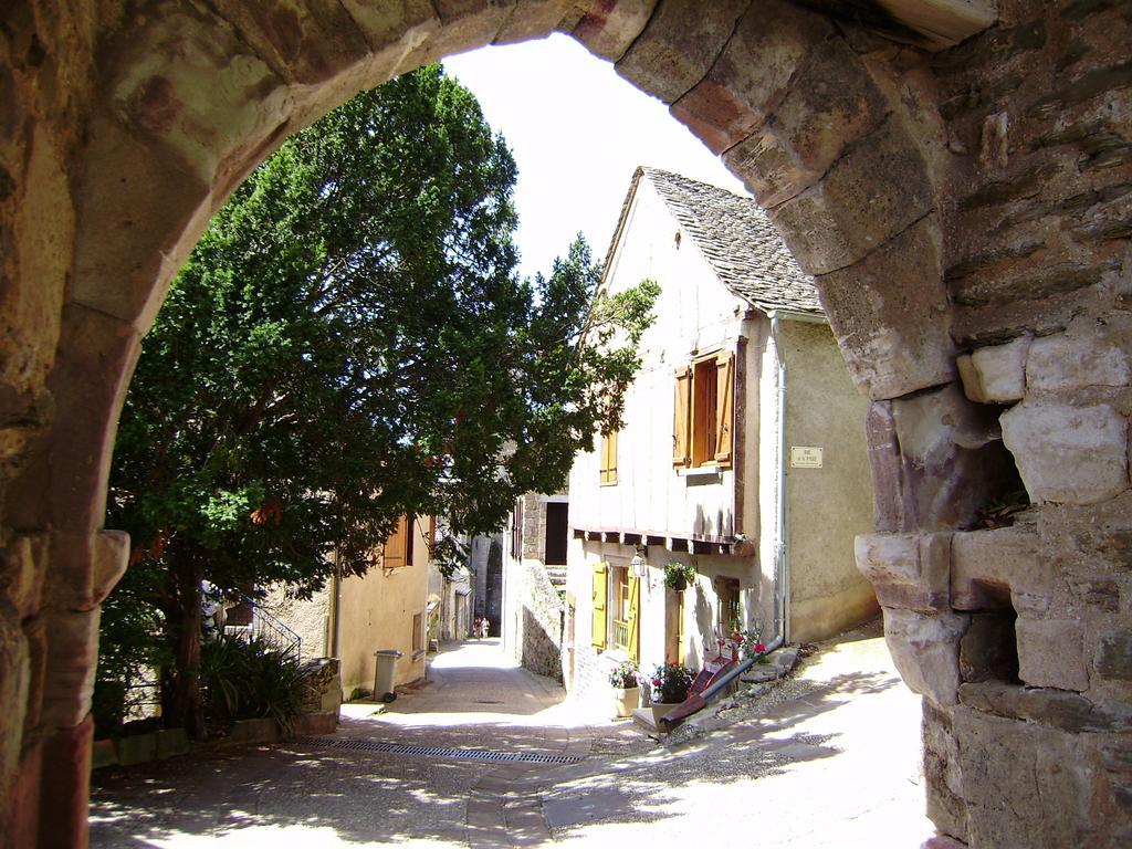 Chambre D'Hotes De La Bastide De Najac Bed & Breakfast Room photo