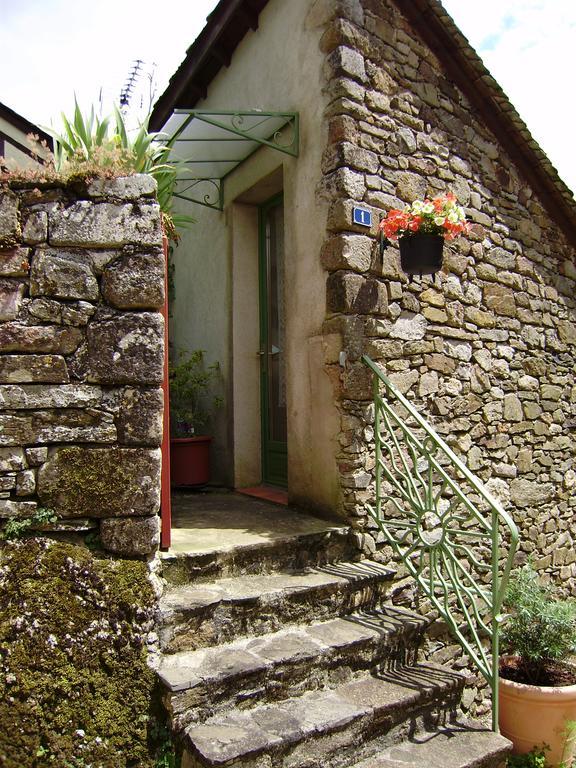 Chambre D'Hotes De La Bastide De Najac Bed & Breakfast Exterior photo