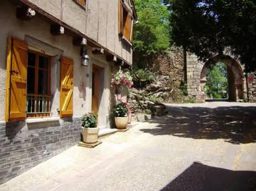 Chambre D'Hotes De La Bastide De Najac Bed & Breakfast Exterior photo